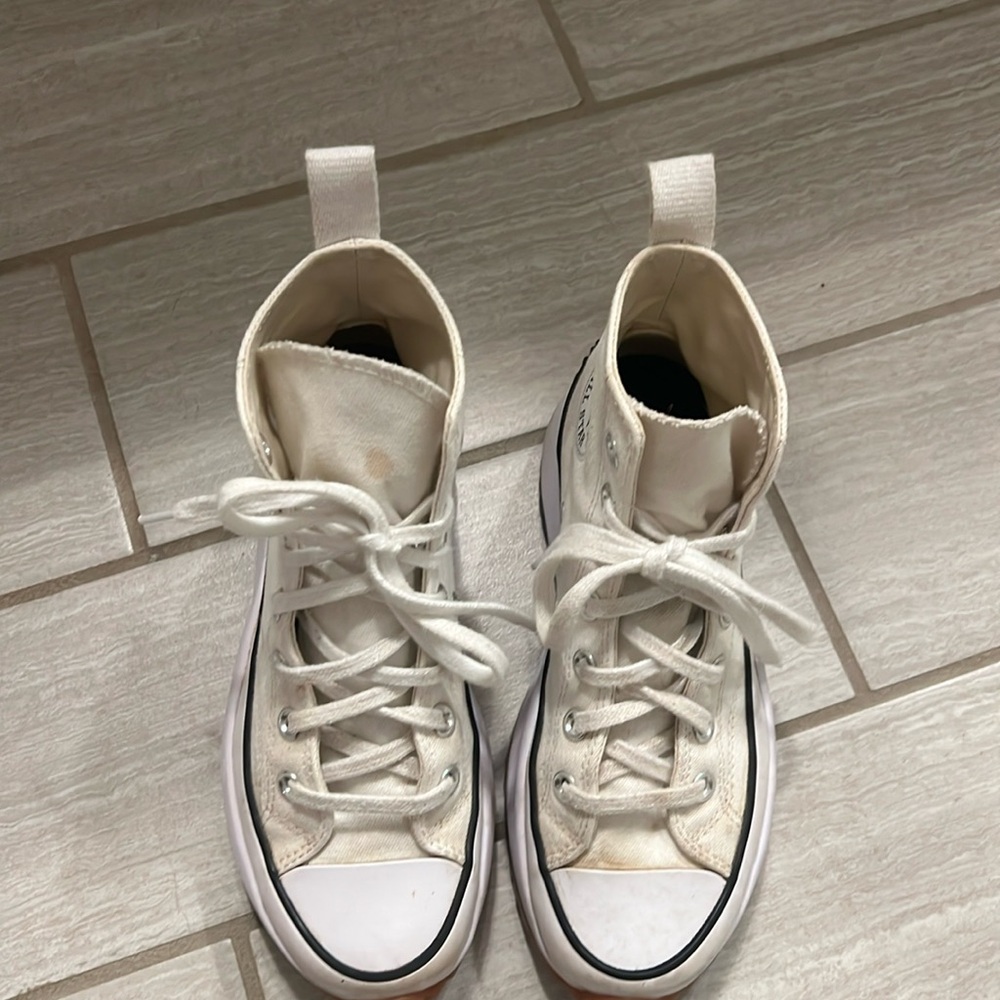 These platform converse All Star are sure to turn heads! Love the extra height!
